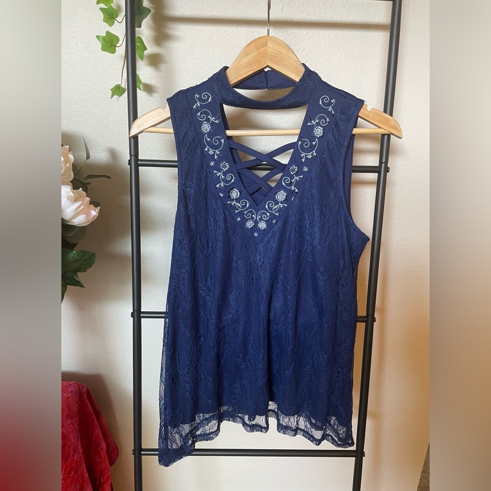 ⭐️ miami Blue Lace Criss Crosa Peep Top ⭐️